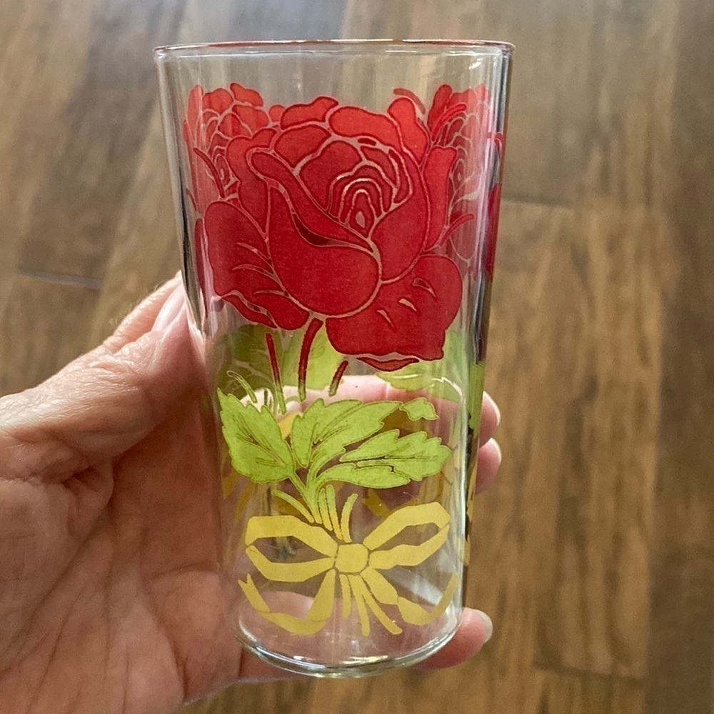 VINTAGE~2 ANCHOR HOCKING~JELLY GLASSES~RED ROSES WITH YELLOW RIBBON~TUMBLERS~G13